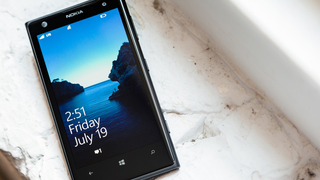 Report: First U.S. Windows-Android Dual Boot Phones Will Arrive Spring
